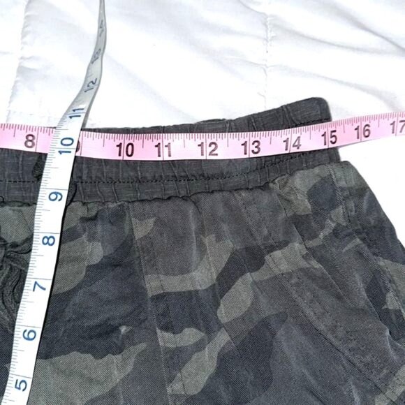 Splendid Camouflage Jogger Pants M 100% Rayon Elastic Waistband & Drawstring - Picture 7 of 9